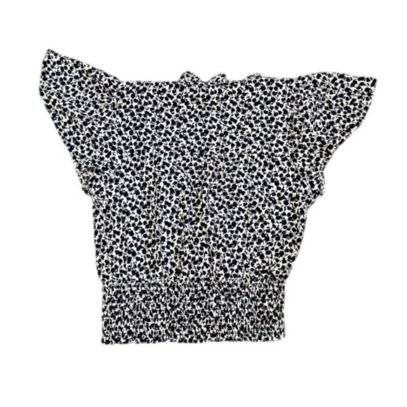 Monteau Los Angeles Floral V-Neck Flutter Sleeve Top Navy Blue and White Size S - Picture 4 of 7